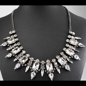 Chunky waterdrop style necklace